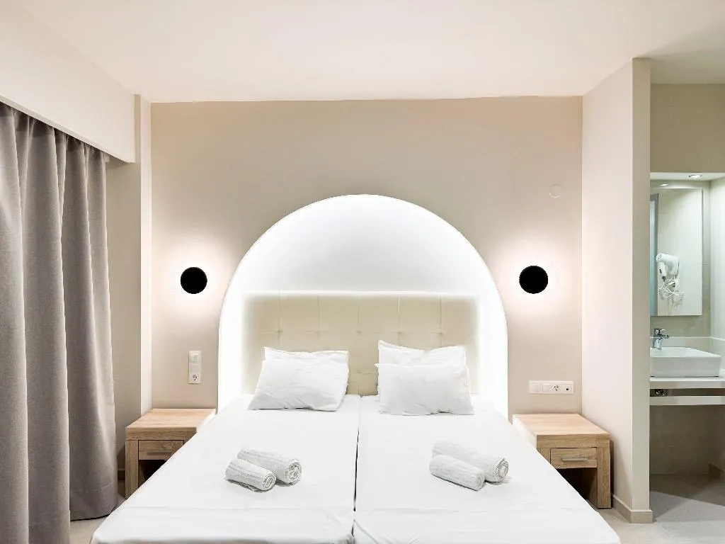 STUDIO BASIC Room, Acropolis Apartments, Crete