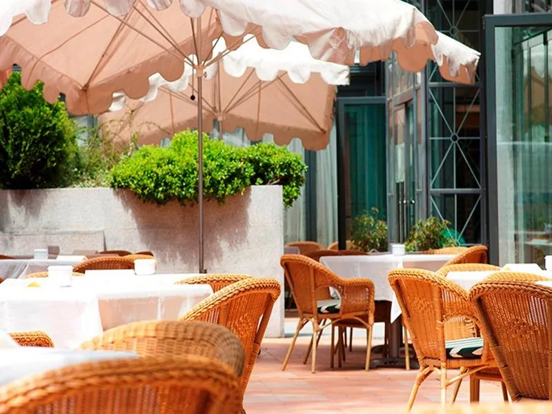 Terrace, Hospedium Hotel Los Lanceros, Madrid