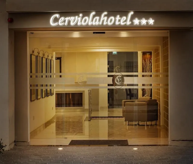 Lobby, Cerviola, Malta
