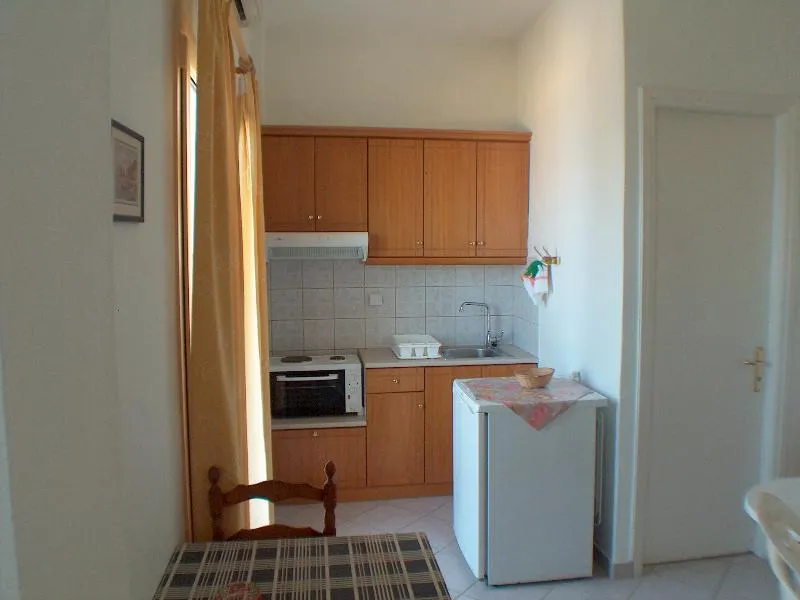 STUDIO STANDARD Room, Imerolia Studios, Corfu