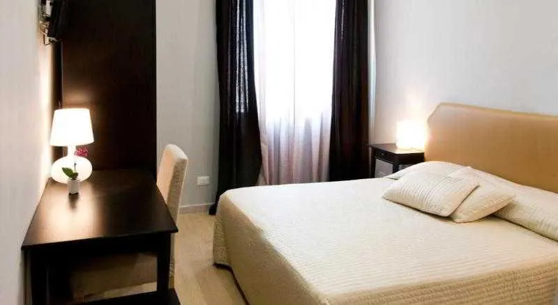 QUADRUPLE STANDARD Room, Bed and breakfast Operà, Palermo