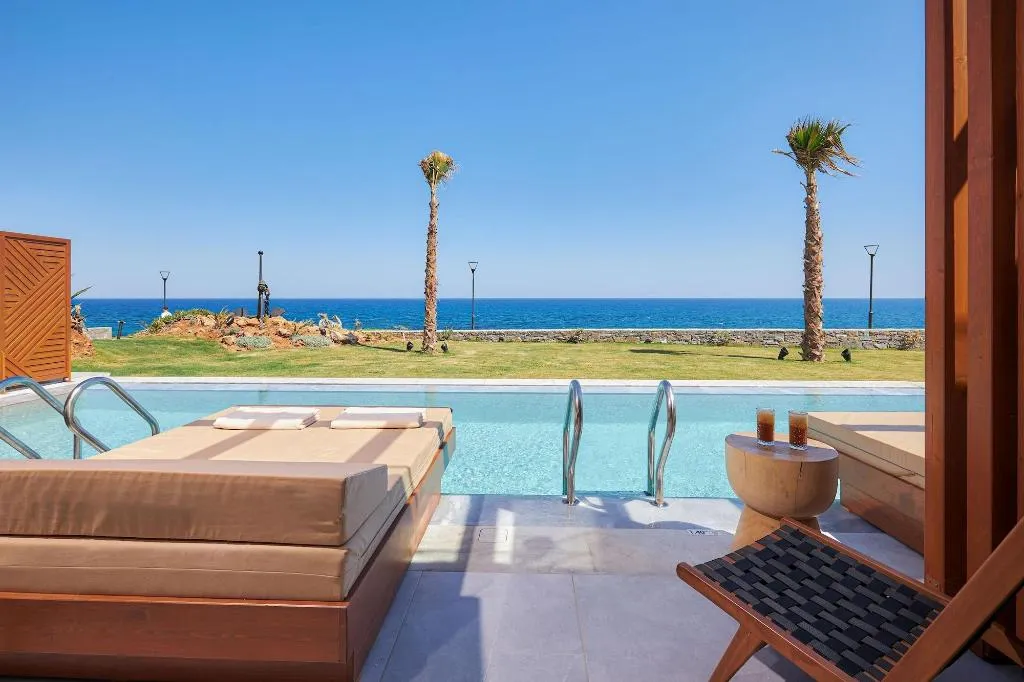 Room, Enorme Santanna Island, Crete