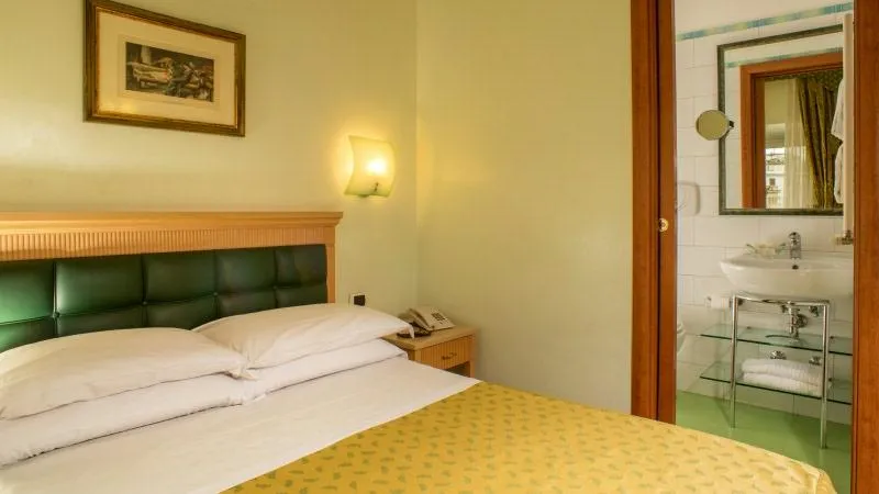 DOUBLE ANNEX Room, Piemonte, Rome