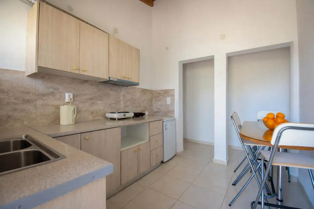 QUADRUPLE BASIC Room, Ionian Breeze Apartments, Corfu