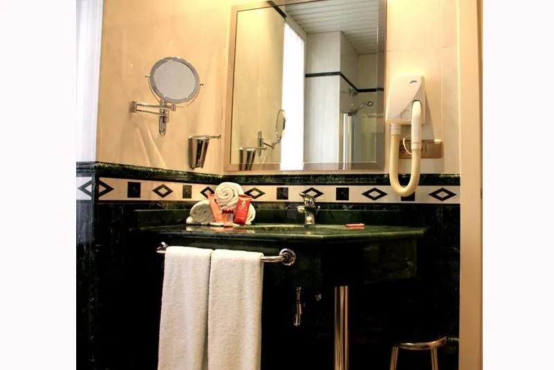 Room, Hotel Cervantes, Seville