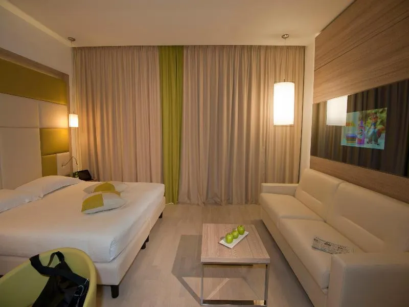 DOUBLE STANDARD Room, As Hotel Limbiate Fiera, Milan