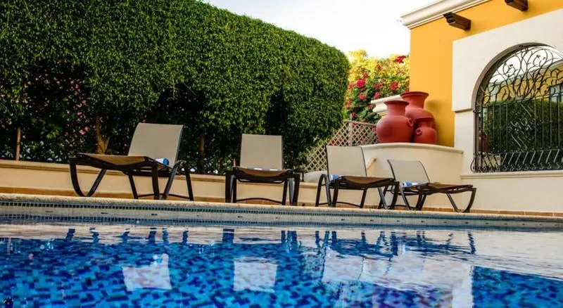 Pool, Plaza Campeche, Cancun Area