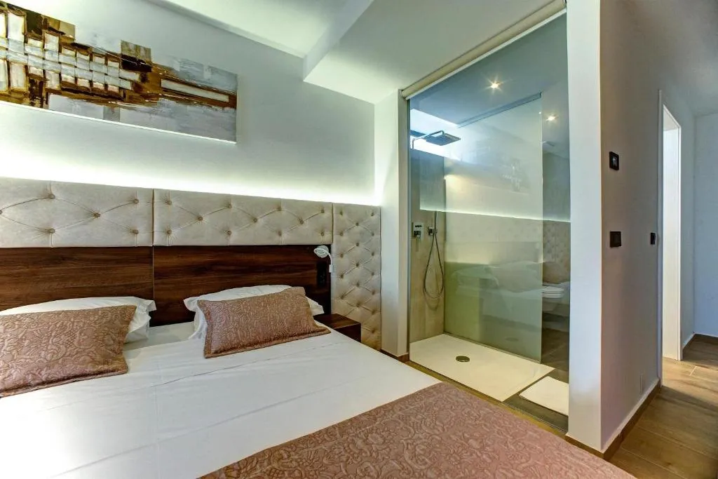 Double or Twin GARDEN VIEW Room, Hotel Scala, Split
