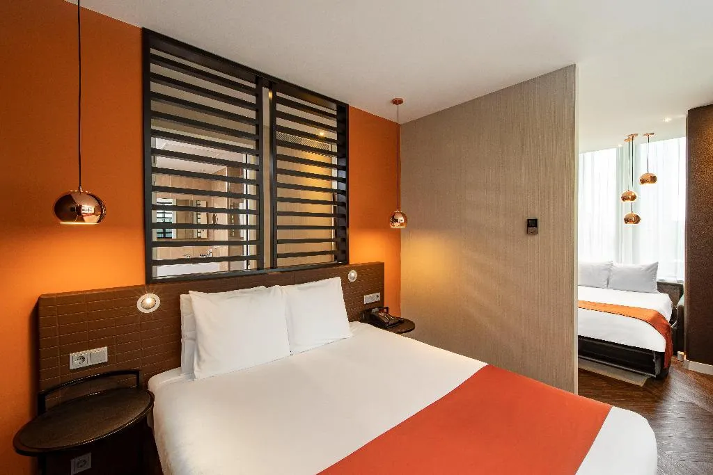 DOUBLE EXECUTIVE Room, Holiday Inn Amsterdam-Arena Towers, Amsterdam
