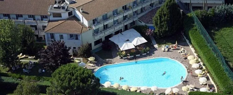 General view, Hotel Du Parc Sirmione, Milan