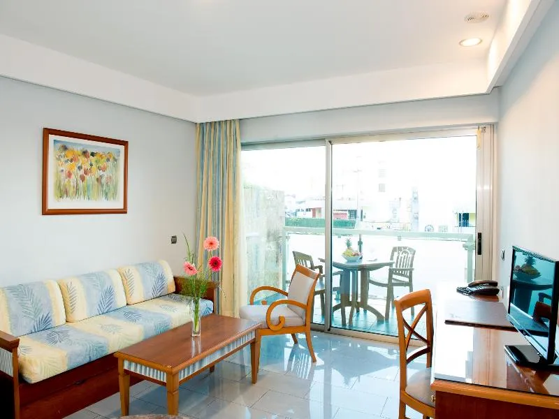 APARTMENT WITH TERRACE Room, Marinasol, Gran Canaria