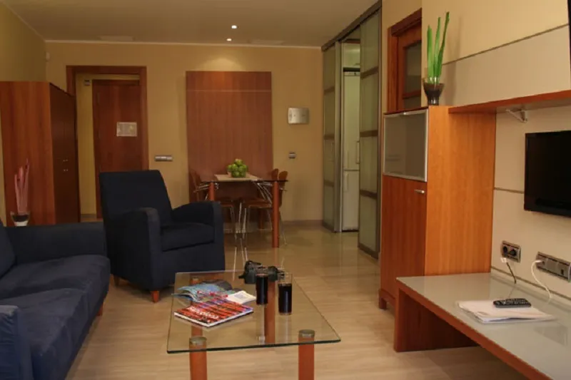 APARTMENT CAPACITY 3 Room, Arago565, Barcelona
