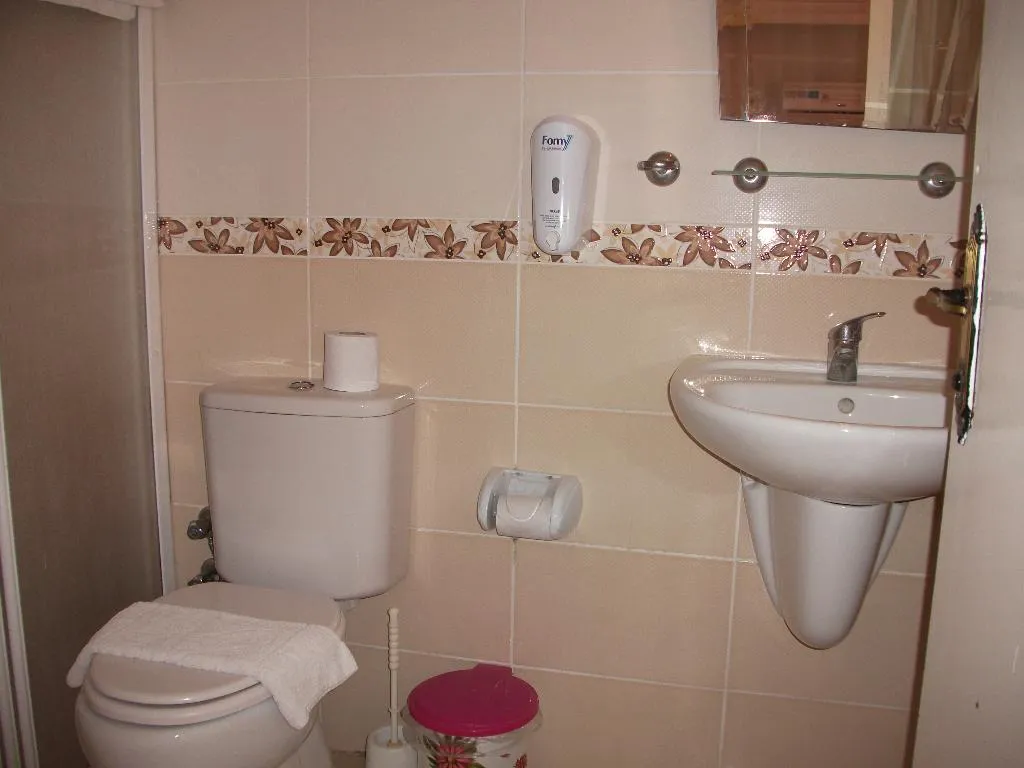STUDIO CAPACITY 3 Room, Delphin Apart Hotel, Antalya