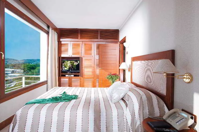 Room, Grand Resort Lagonissi, Athens