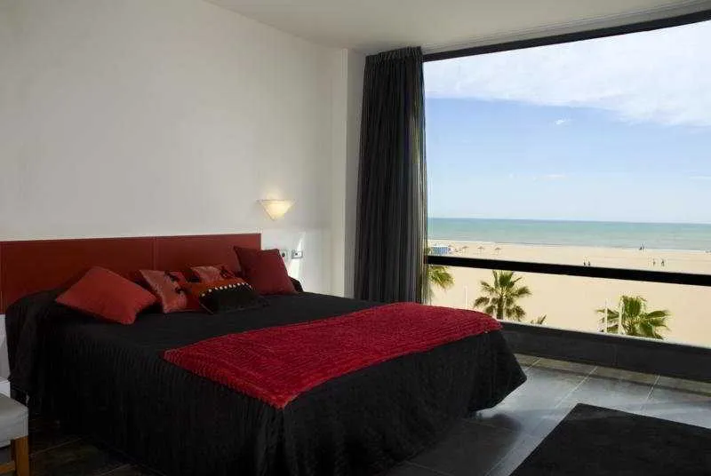Room, El Coso, Valencia