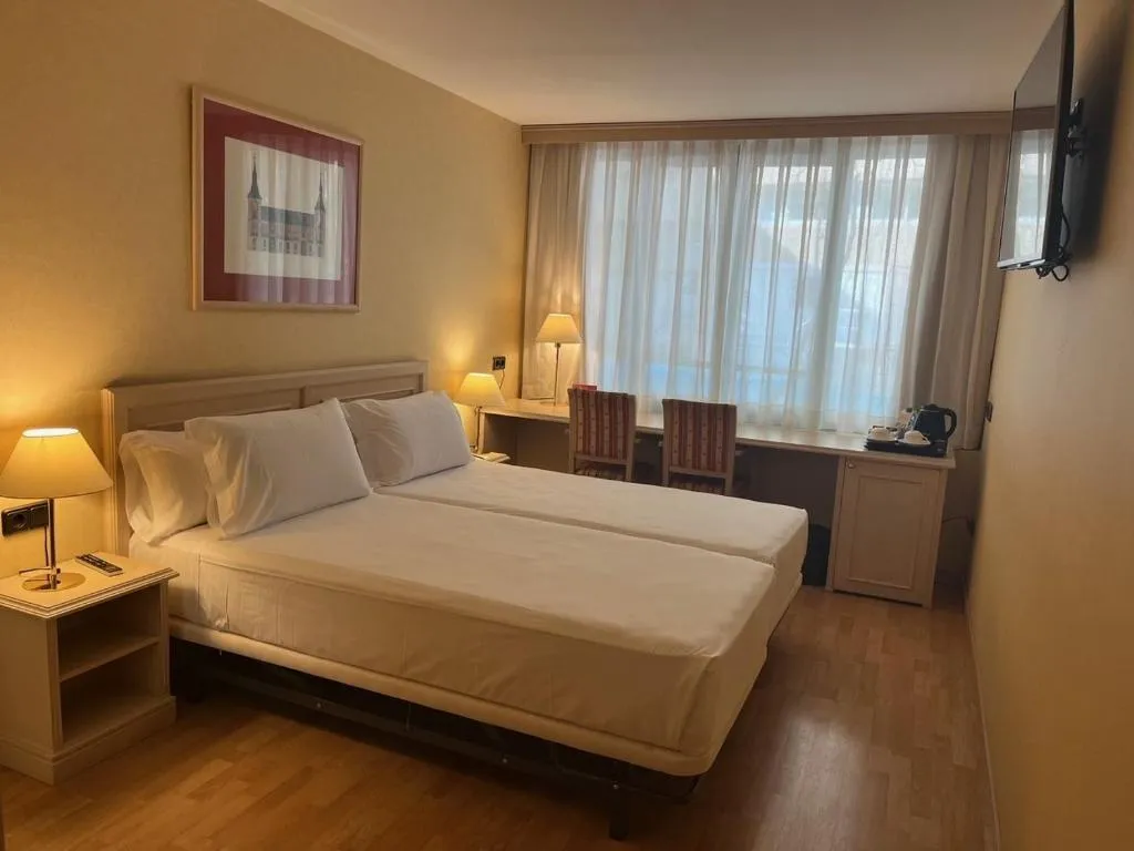 TWIN STANDARD Room, BYPILLOW Castellana, Madrid