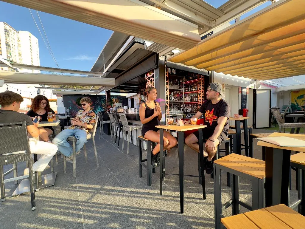 Bar, Atypicap Capsule Hostel, Tenerife