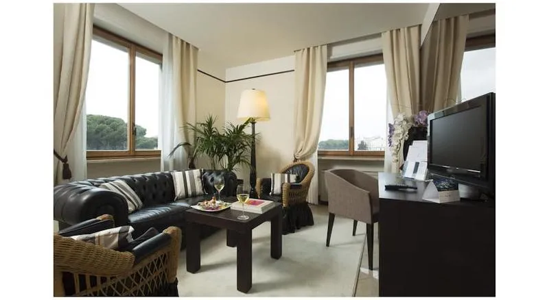 JUNIOR SUITE STANDARD Room, Th Roma - Carpegna Palace, Rome