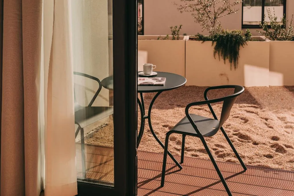DOUBLE EXECUTIVE GARDEN VIEW Room, Lenscape Coterie, Porto