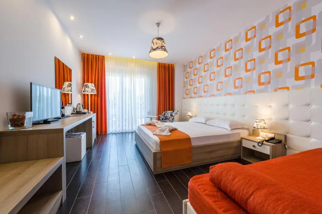 TRIPLE WITH BALCONY Room, Lagaria Hotel, Thessaloniki