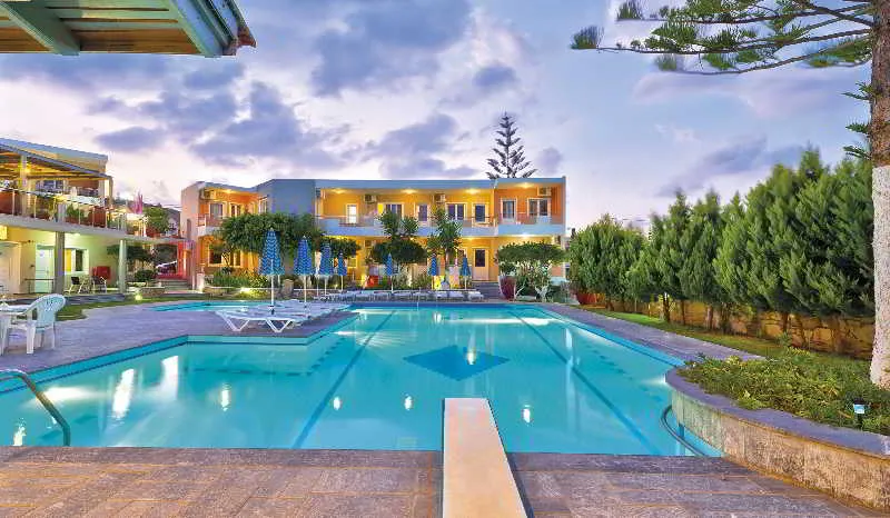 Pool, Koukouras, Crete