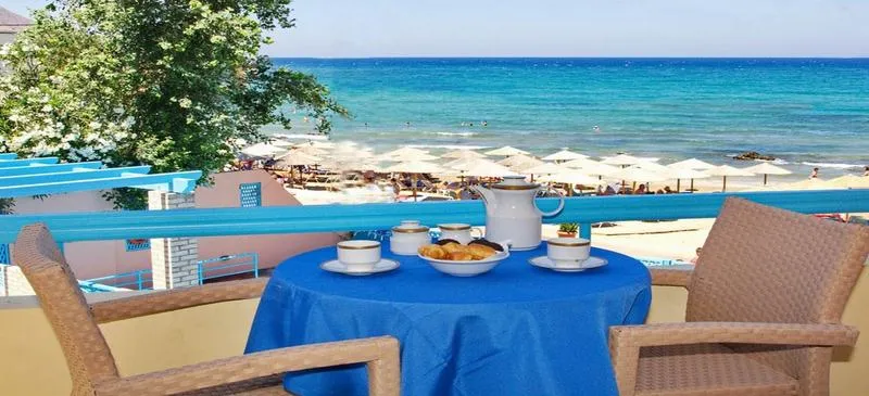 Terrace, Fereniki Holiday Resort, Crete