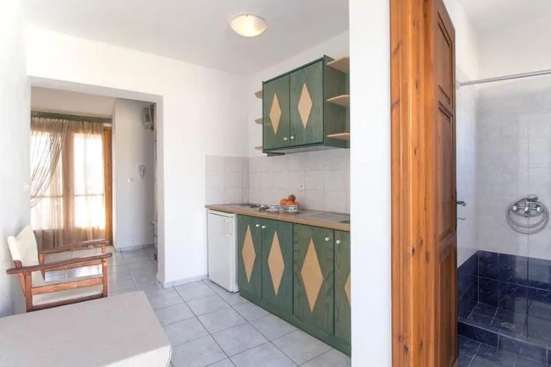 STUDIO CAPACITY 2 Room, Stefanis House, Skiathos