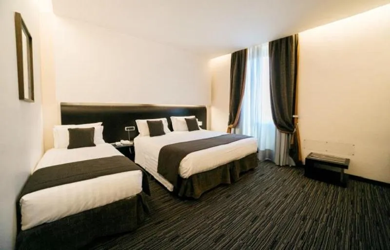 TRIPLE COMFORT Room, Best Western Plus Hotel Universo, Rome