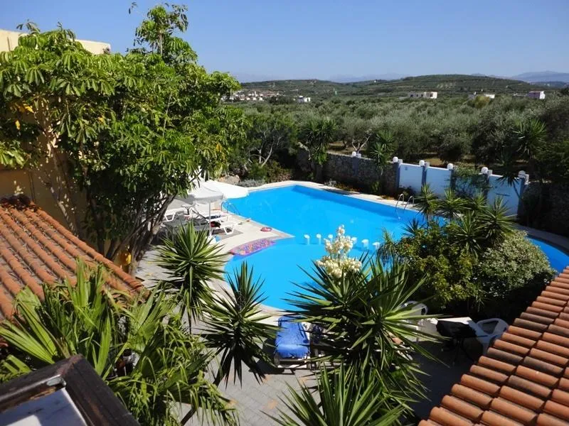 Pool, Pergamos Village, Crete