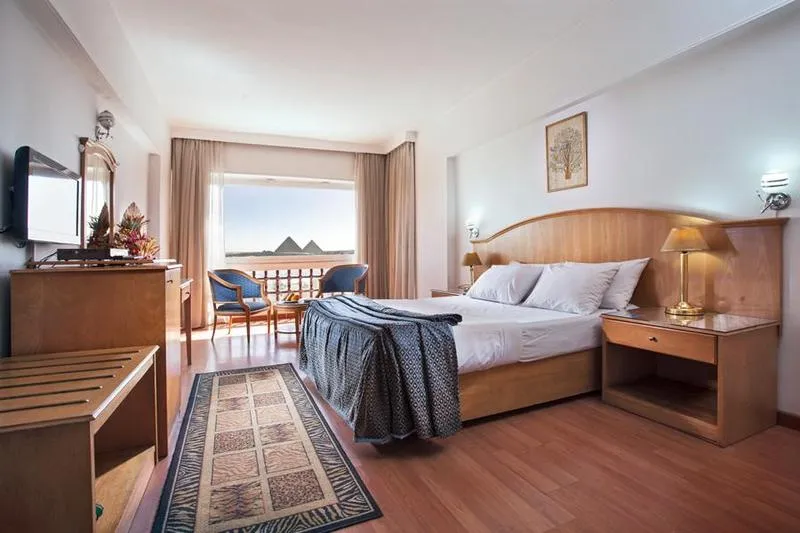 Room, Pyramids Plaza Hotel, Cairo
