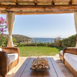Villa Luna Bay Home Retreat, Cagliari