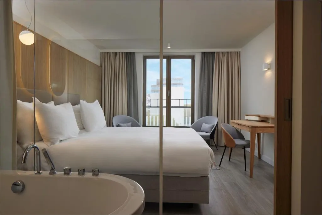 SUITE WITH KITCHENETTE Room, WestCord Fashion Hotel Amsterdam, Amsterdam