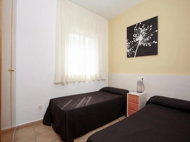 APARTMENT CAPACITY 8 THREE BEDROOMS Room, Villas Cumbres, Costa Dorada