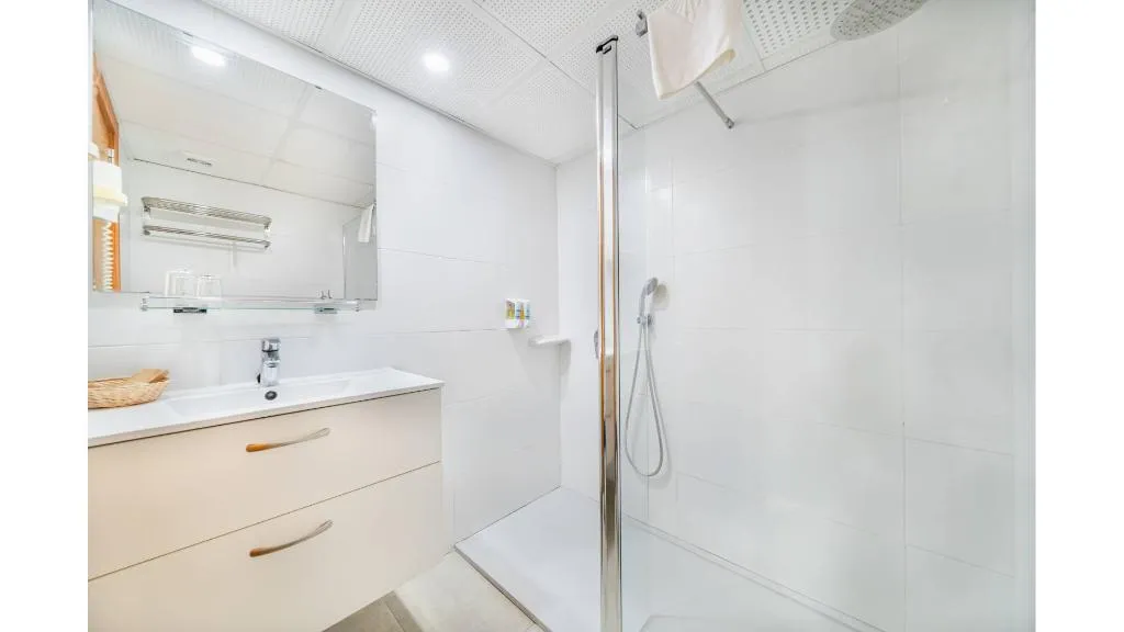 APARTMENT CAPACITY 4 Room, Apartamentos Massol, Majorca