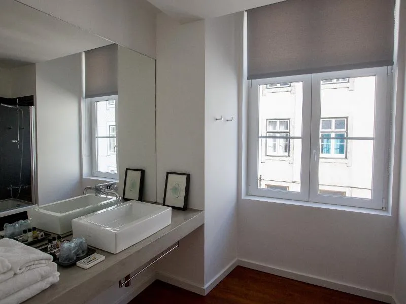Room, The 8 Down Town Suites, Lisbon