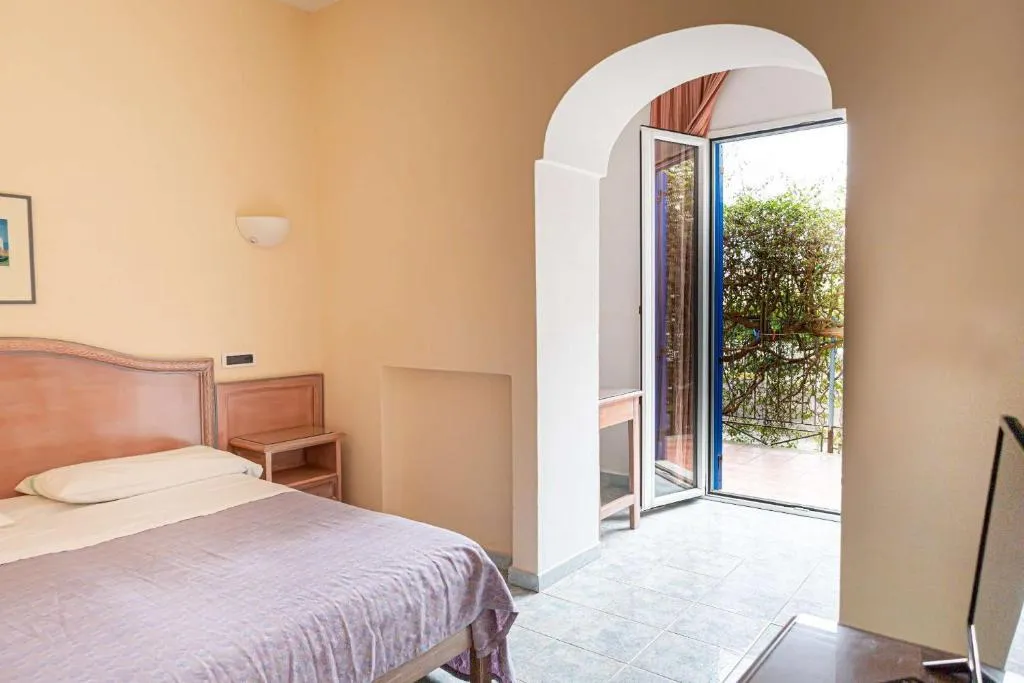 Room, Royal Terme, Naples