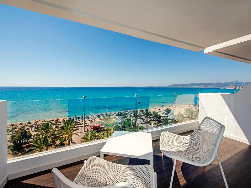 Room, Iberostar Waves Bahía de Palma, Majorca