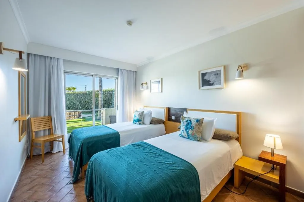 APARTMENT POOL VIEW Room, Pontalaia, Algarve