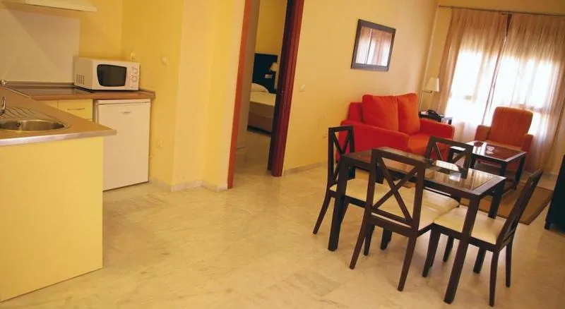 Room, Lux Sevilla Palacio, Seville