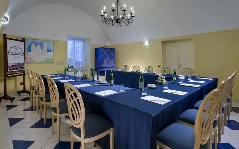 Conferences, Miramare e Castello, Naples