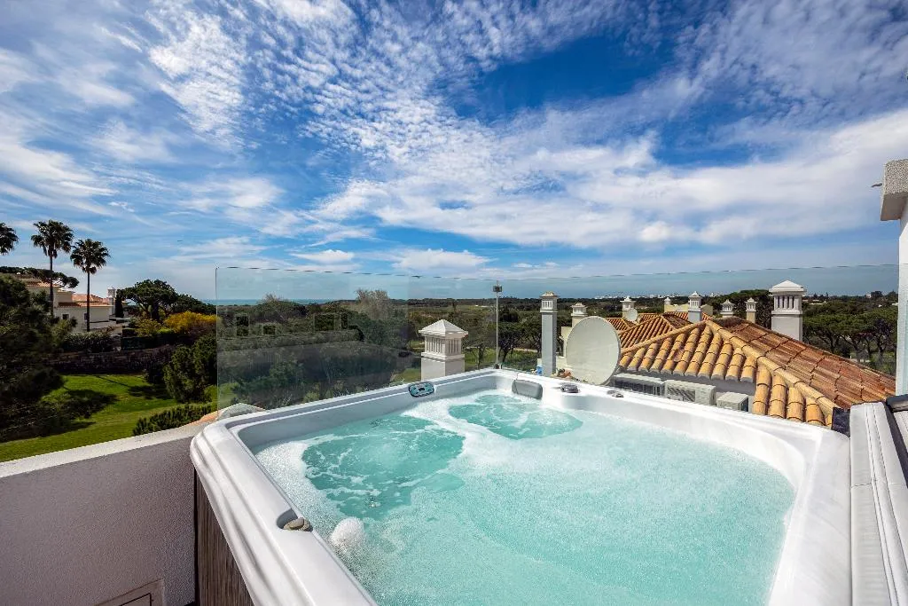 TOWNHOME CAPACITY 8 TWO BEDROOMS Room, Vale Do Lobo Resort, Algarve