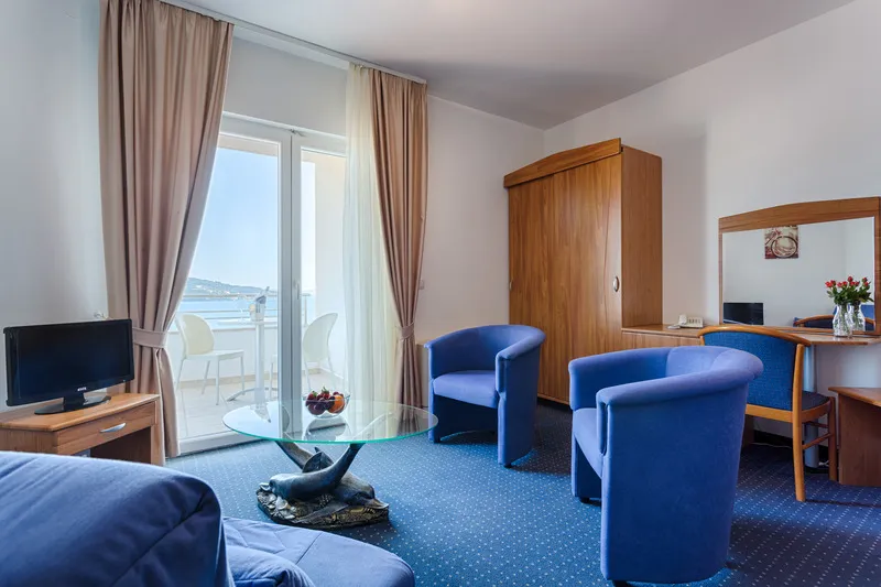 APARTMENT SEA VIEW WITH BALCONY Room, Viktorija, Split