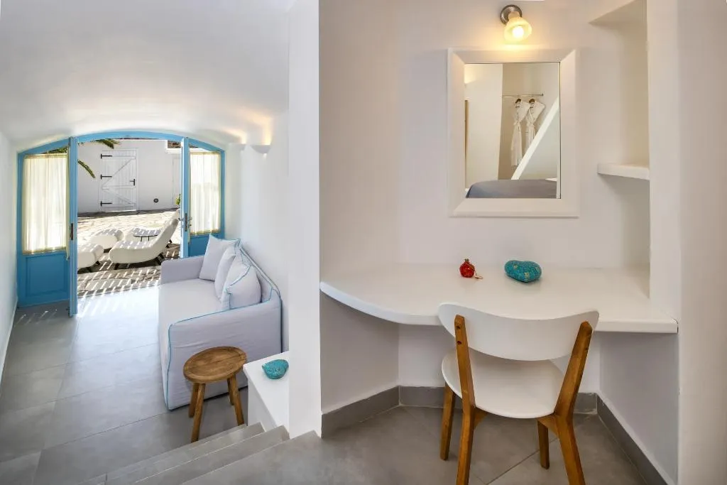 SUITE EXECUTIVE SEA VIEW Room, Anema Boutique Hotel &Villas Santorini, Santorini