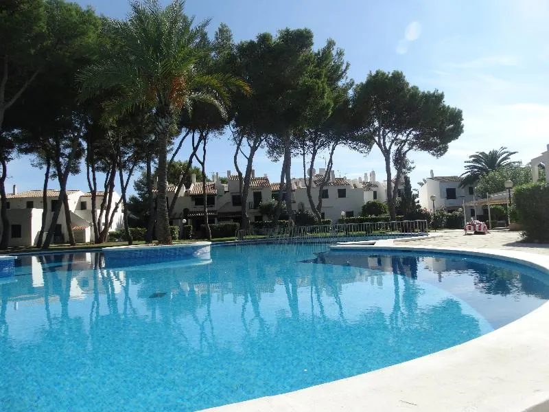 Pool, Las Brisas I & II, Menorca