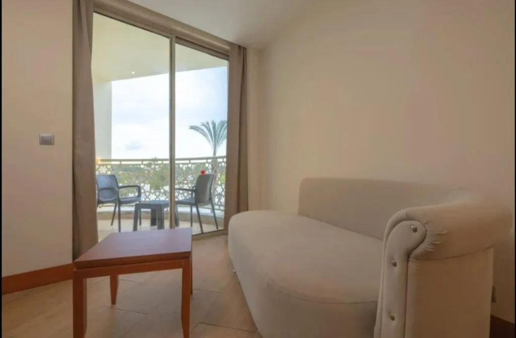 TRIPLE POOL VIEW Room, Crystal Prestige Pearl Collection, Antalya