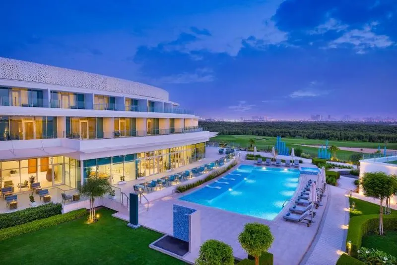 Pool, ZOYA Health & Wellbeing Resort, Dubai