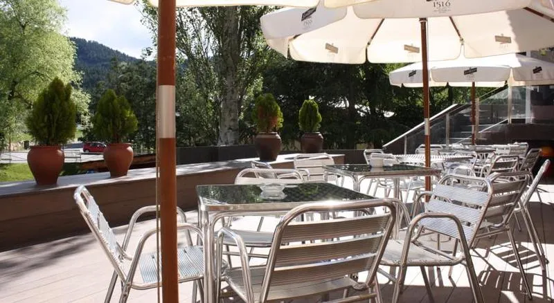 Terrace, Alp Hotel Masella, Costa Brava