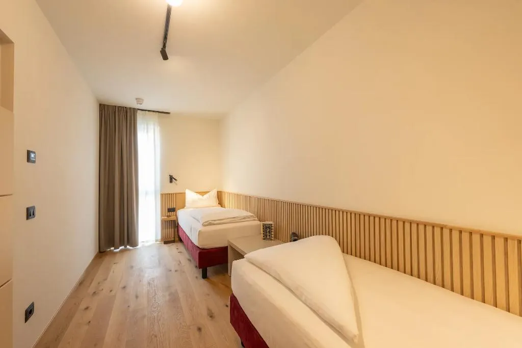 APARTMENT TWO BEDROOMS Room, Ètra Suites & Apartments, Milan