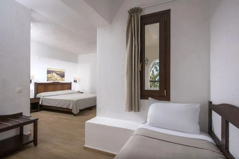 Double or Twin GARDEN VIEW Room, Hersonissos Village, Crete