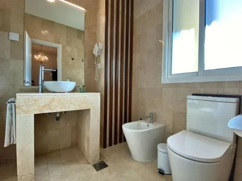 SINGLE STANDARD Room, Derby Sevilla, Seville
